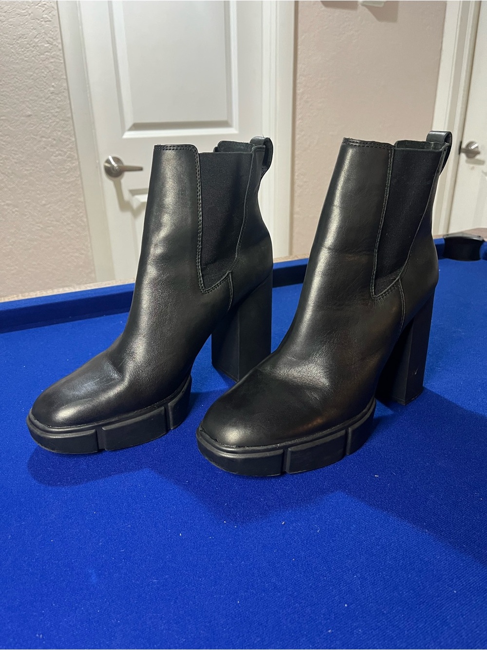 Steve Madden Black Leather Platform Block Heel Ankle Boots